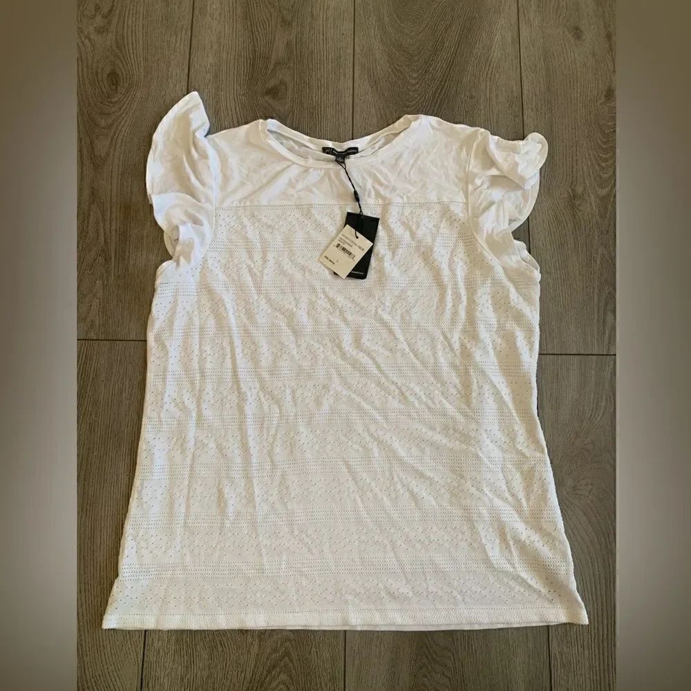 Adrianna papell very beautiful white T shirt